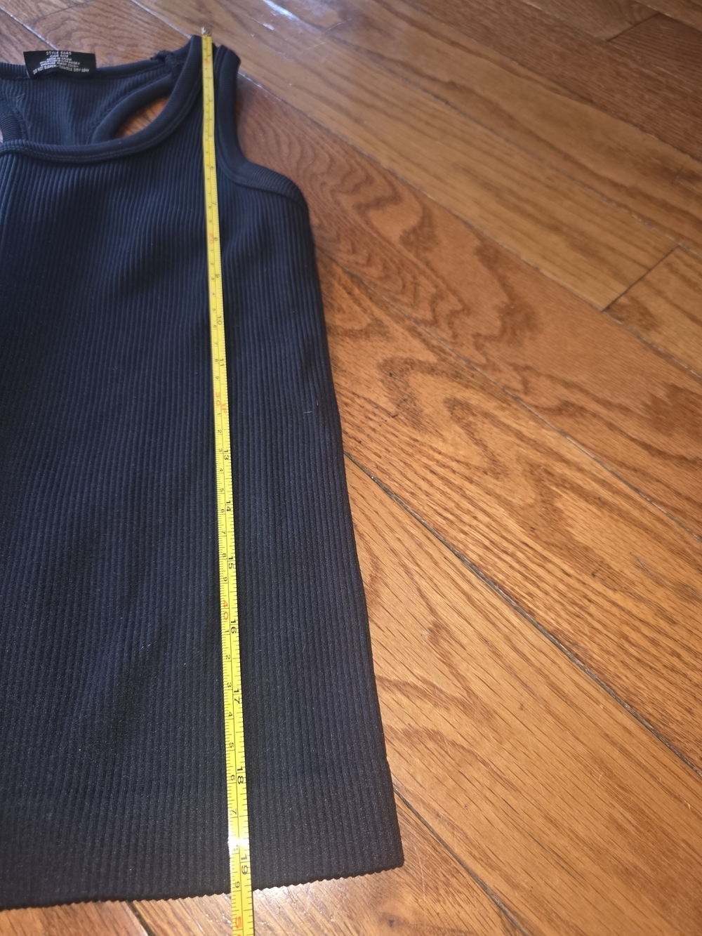 Dynamic Women's Set Of 2 Ribbed Tank Tops - Picture 9 of 10